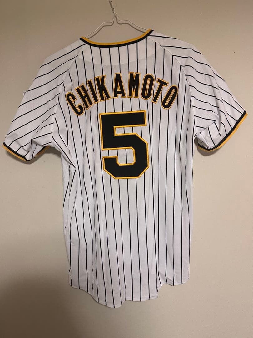 阪神タイガース 近本光司 チャンピオンエンブレム レプリカユニホーム