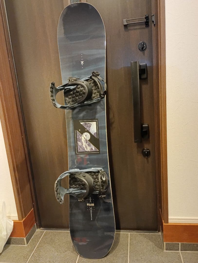 SALOMON PULSE LTD 149cm & RHYTHM Mサイズ SALOMON（サロモン） スノーボード SALOMON PULSE & RHYTHM