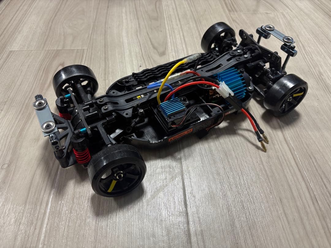 TT-01 二駆化　ドリフト TT-01】3000円で出来るお手軽TT二駆ドリの作り方 – TEAM MISSILE CHEWBACCA