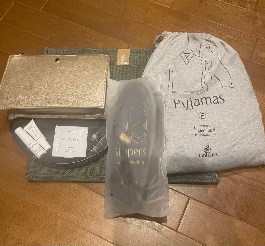 エミレーツ ファーストクラスアメニティセット エミレーツ航空 ファーストクラス アメニティセット ブルガリ 8/16搭乗