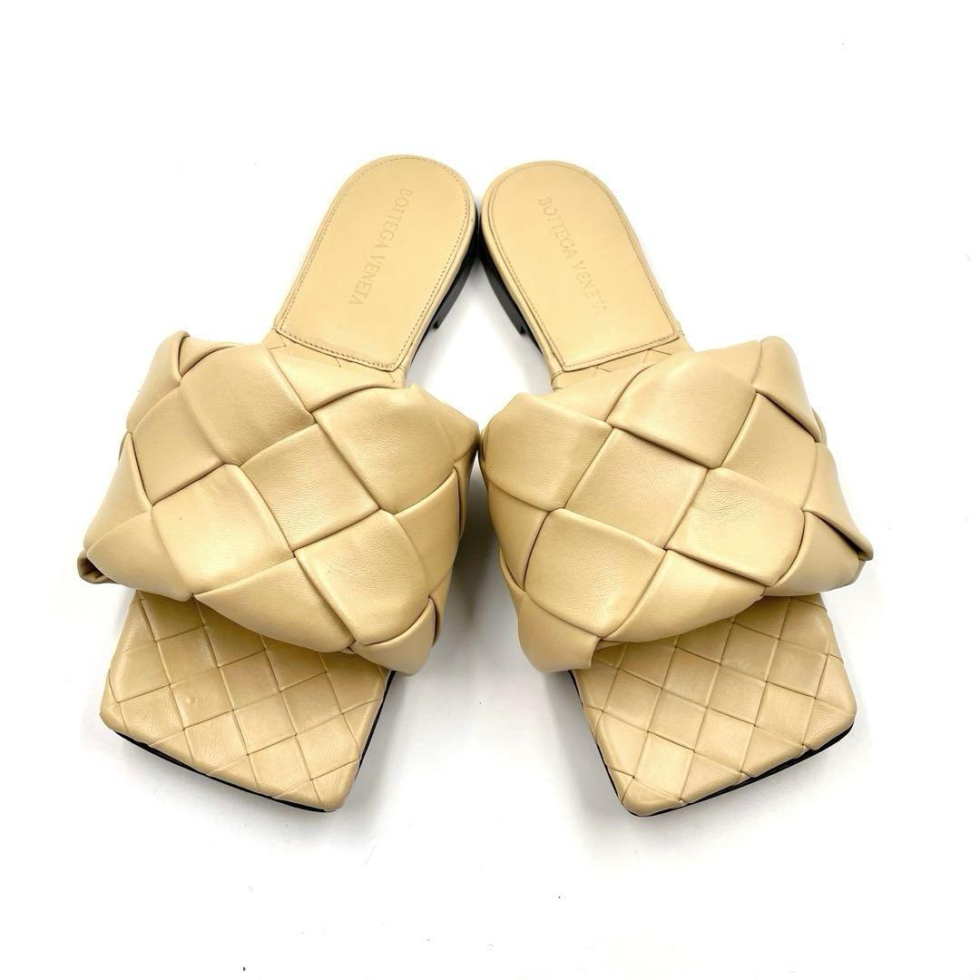 《未使用品》ボッテガヴェネタ サンダル イントレチャート 本革 ベージュ系 36