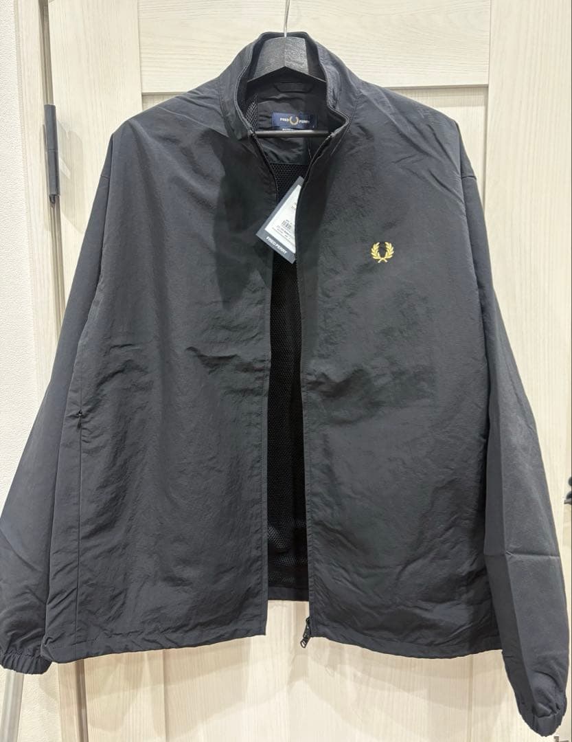 未使用品 FRED PERRY / SHELL JACKET 26SS Lサイズ - メルカリ