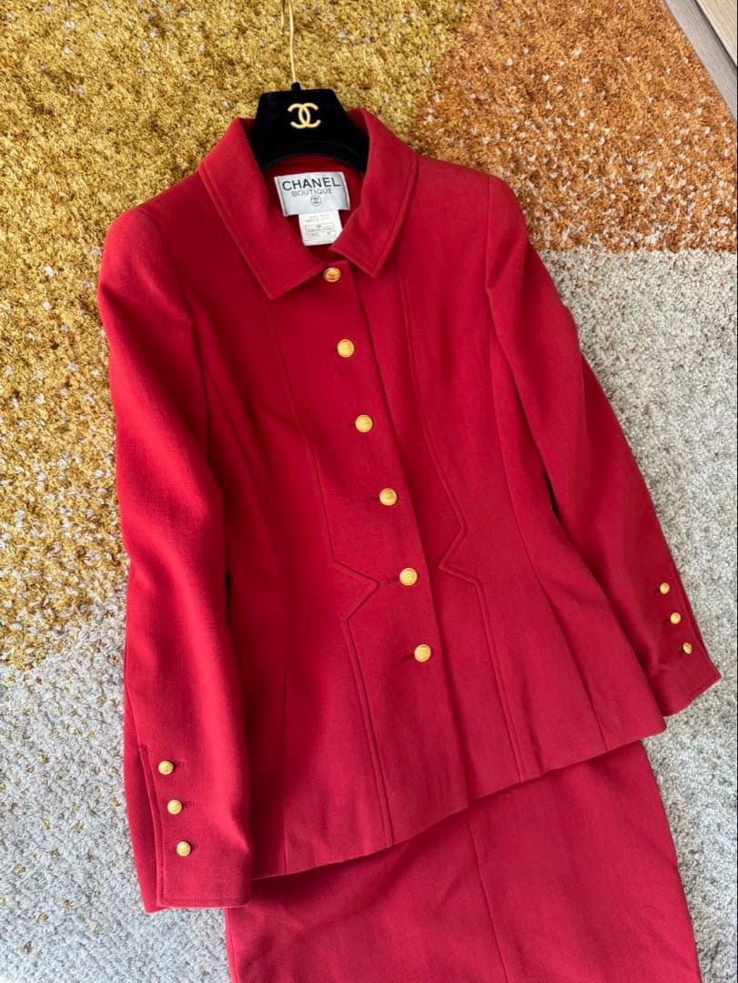 【未使用】CHANEL 96A ココボタン ヴィンテージ ウール セットアップ 中古・古着通販】CHANEL (シャネル) ココボタンセットアップ ピンク