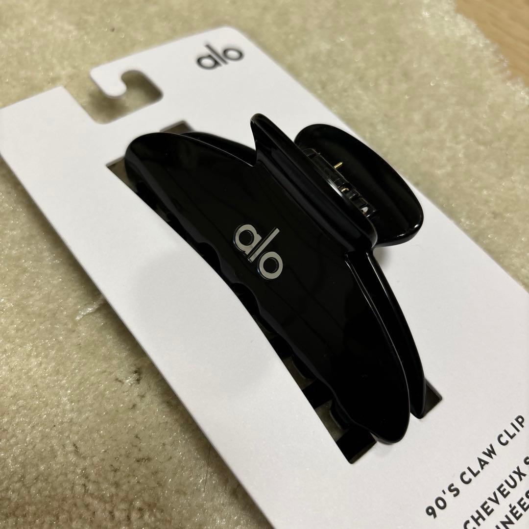 alo yoga ヘアクリップ 未使用 アロヨガ 新品 ヘアアクセ 楽天市場】Alo Yoga 髪留め アローヨガ クロークリップ 90's Claw Clip