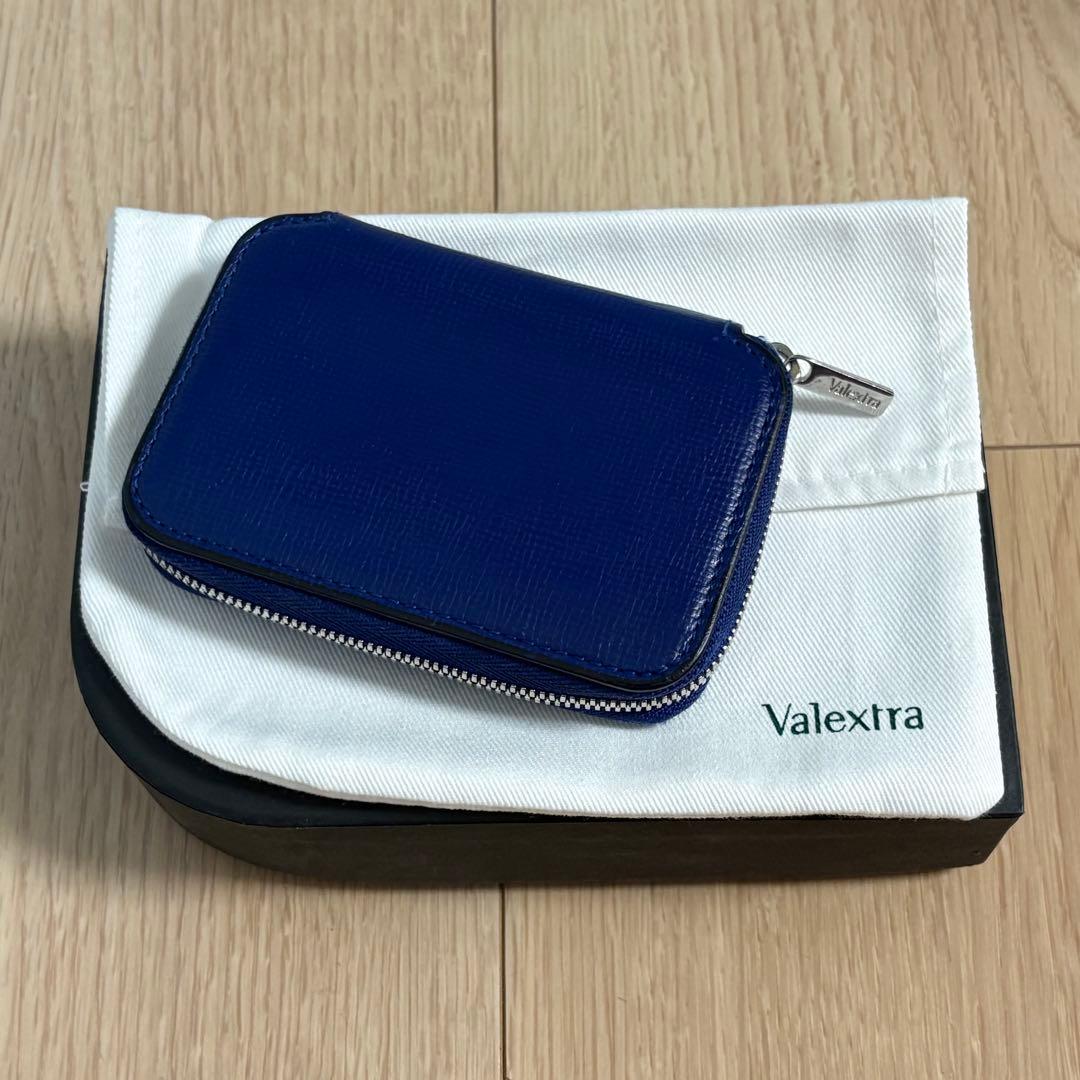 ヴァレクストラ ジップアラウンドカードフォルダー ミニウォレット ロイヤルブルー ジップ アラウンド カードフォルダー | 商品詳細 | 高島屋オンラインストア