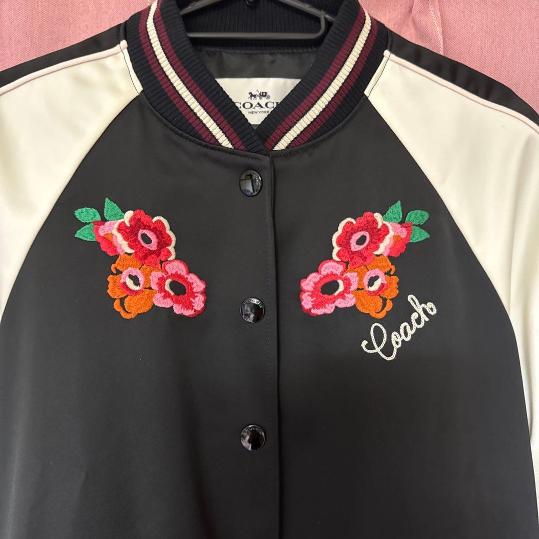 ✅✅✅ 専用・:*+.\(( °ω° ))/.:+coach Wishing you all the best for the holiday season and the New Year