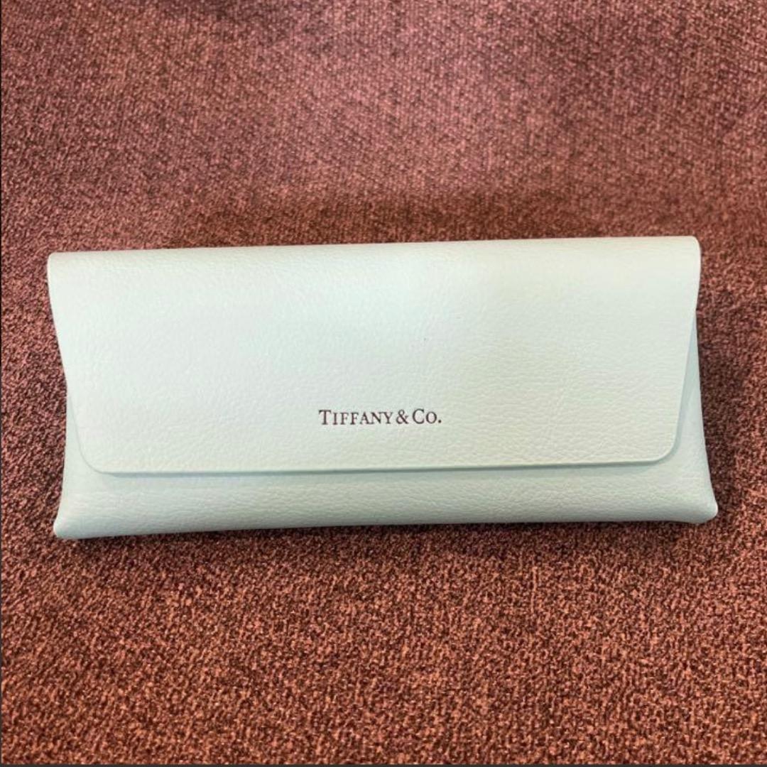 新品TIFFANY【ティファニー】メガネケース メガネ拭き付 - メルカリ