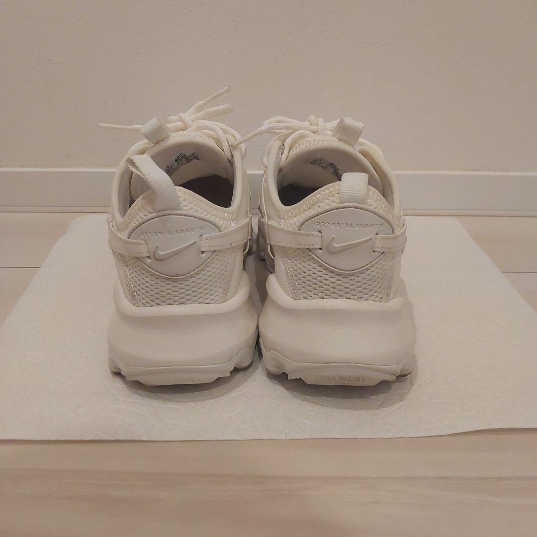 ナイキ NIKE ウィメンズ TC7900 24.5cm スニーカー ホワイト白