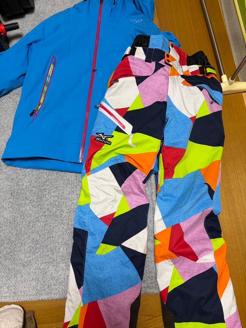 MIZUNO スキーウェア　ジャケットとパンツセット　ブレスサーモ ミズノ（MIZUNO）（キッズ）ジュニア スキーウェア ブレスサーモ