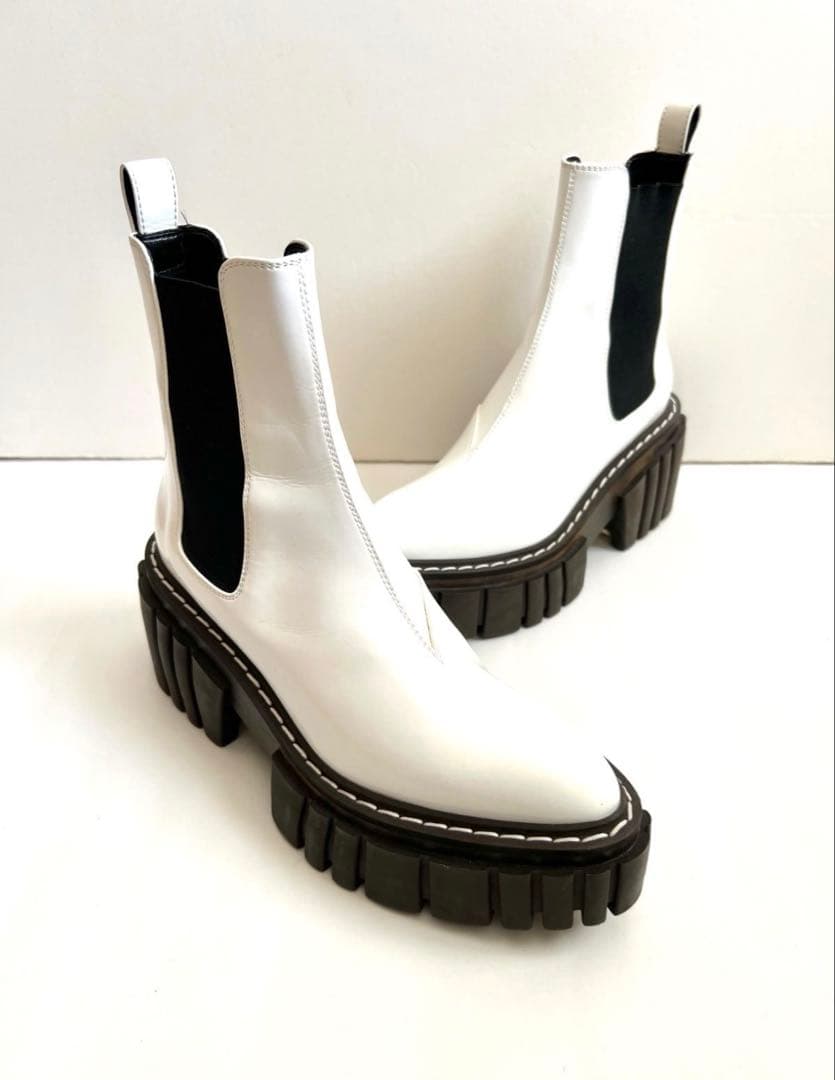 ステラマッカートニー ホワイト サイドゴアブーツ 厚底 サイドゴア Stella McCartney(ステラマッカートニー) ブーツ