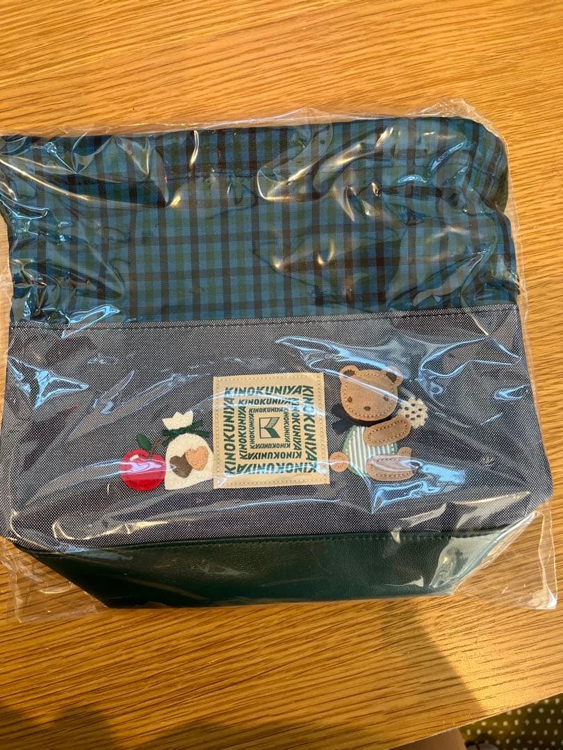 み*ん様 ファミリア　紀ノ国屋　巾着 紀ノ国屋、ファミリアとコラボしたトートバッグ/巾着などオンライン