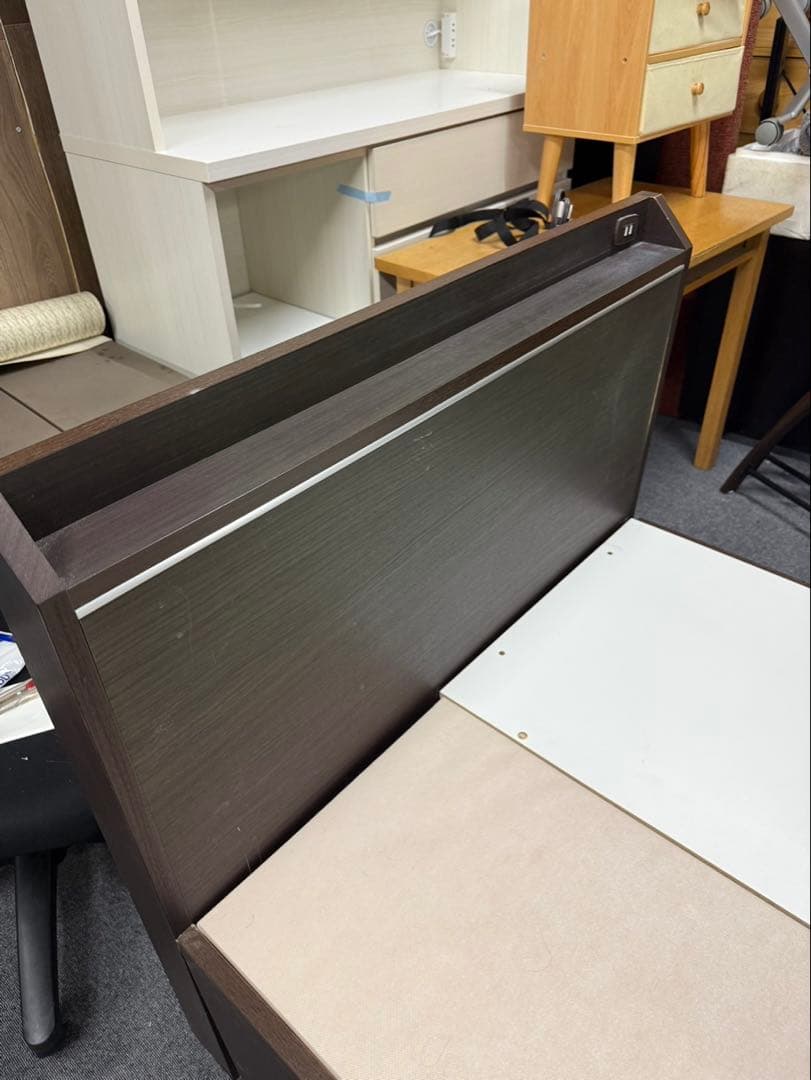 秋刀魚さま/ニトリ 収納付きベットフレーム シングルベッド 木製ベッド