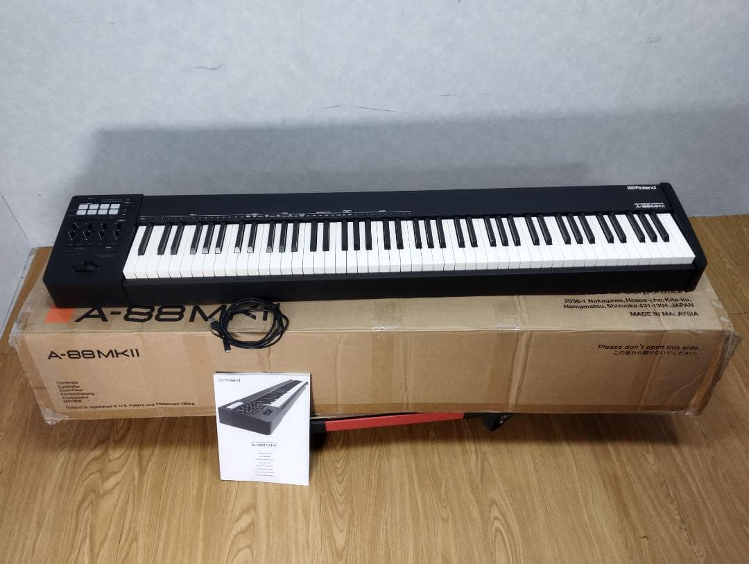 S♢810 ローランド MIDI キーボード A-88MKⅡ 未使用品 DTM】演奏性にこだわった高性能MIDIキーボード「Roland A-88mkII」が