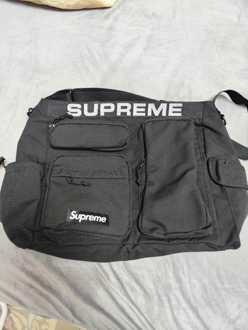 supreme 2023ss Field Messenger Bag ブラック - メルカリ