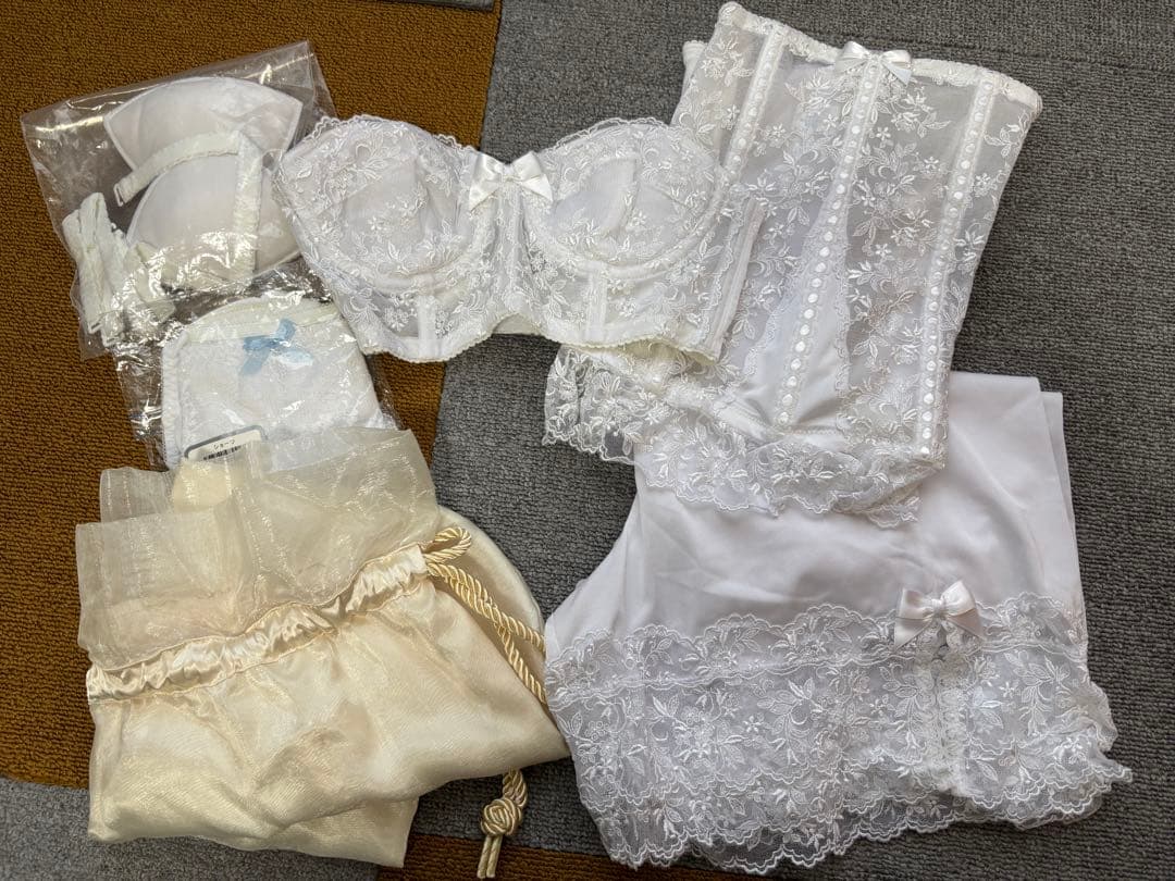 セモアブライダルインナーB70 - メルカリ