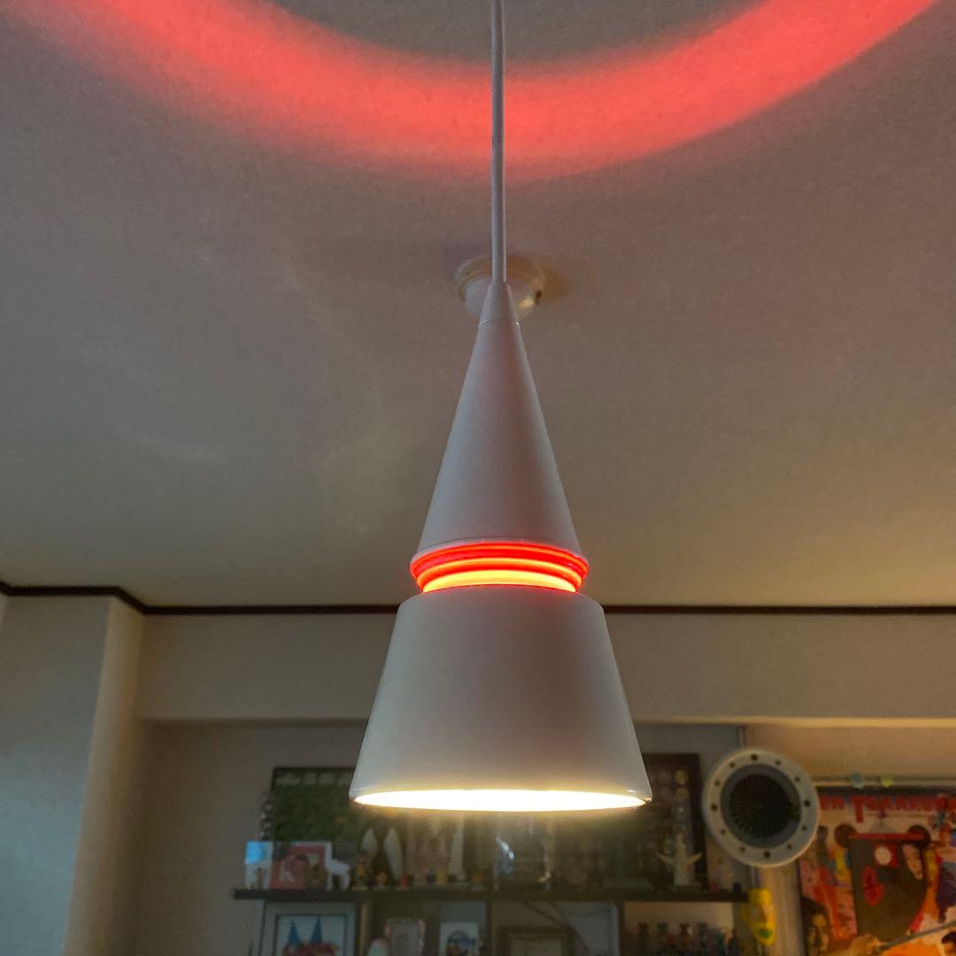 レトロポップ　スペースエイジ　ヴィンテージ　照明　ペンダントライト 昭和レトロ レトロポップ ペンダントライト 黄色 レトロ照明 吊り下げ