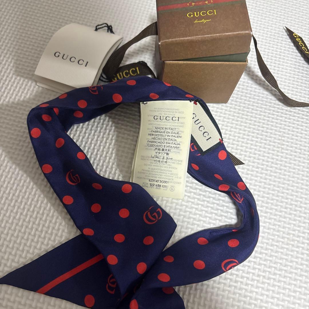 GUCCI ドット柄シルクスカーフ 51x6cm 累積売上第1位【GUCCI☆グッチ】シルクスカーフ (GUCCI/スカーフ