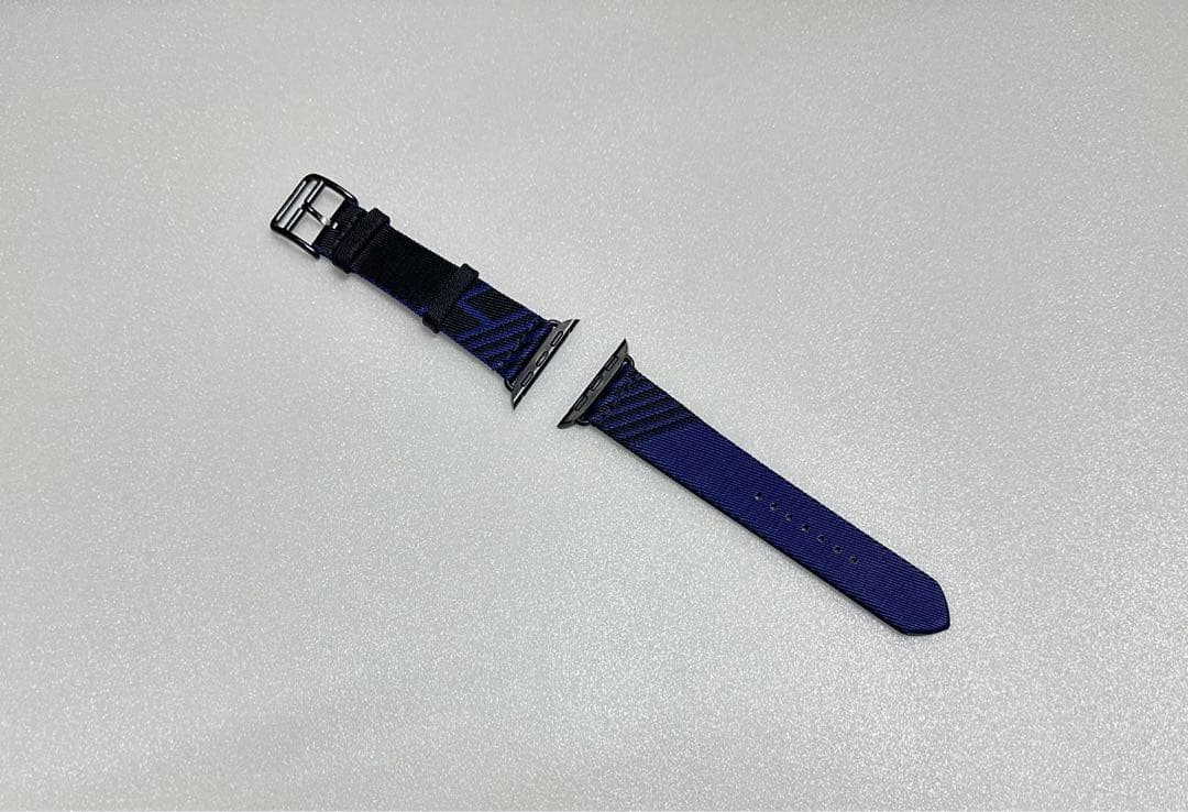 時計 HERMES Apple Watch 45mm Hermes Apple Watch Series 9 24k Gold Plated Orange Deployment