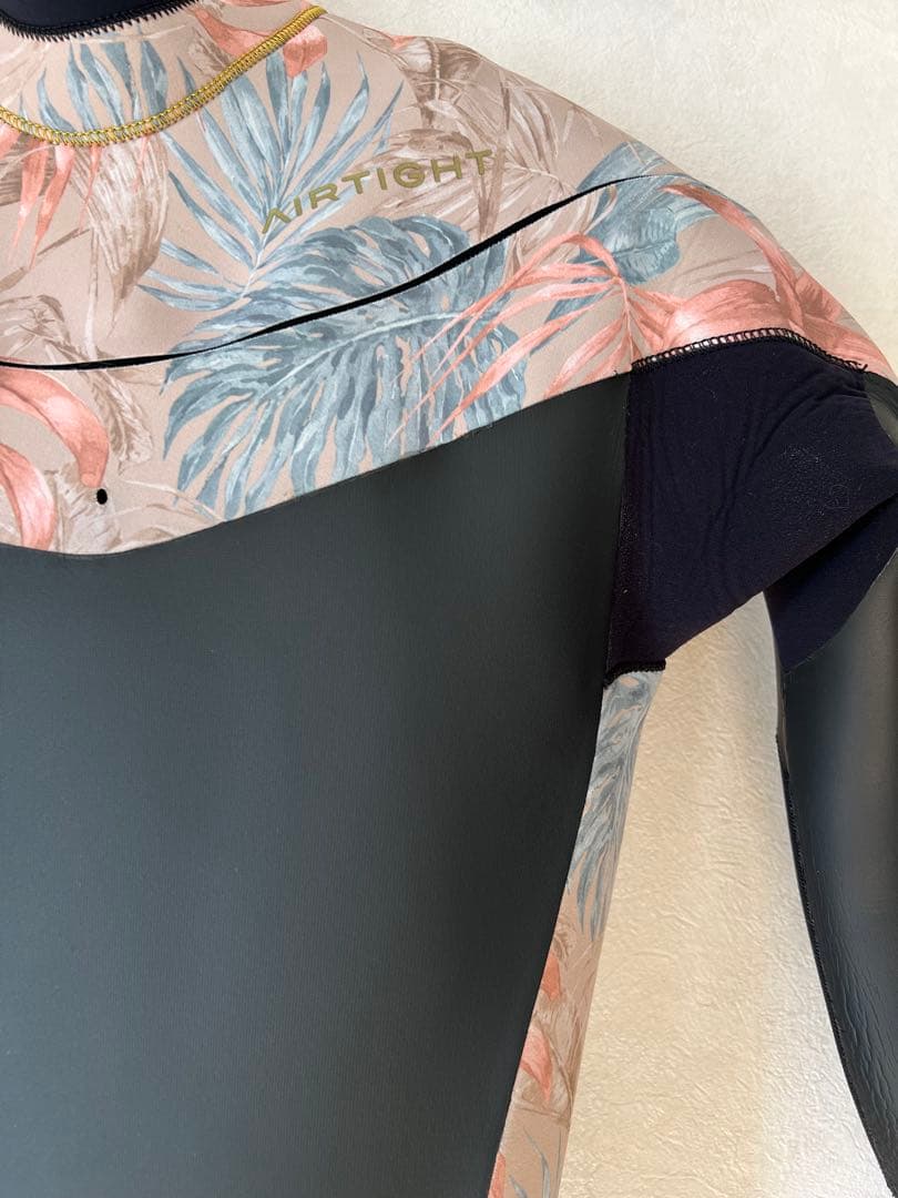 AIRTIGHT エアタイト レディース セミドライ ウェットスーツ 楽天市場】AIRTIGHT エアータイト JERSEMI FUSION LADY 3X3mm