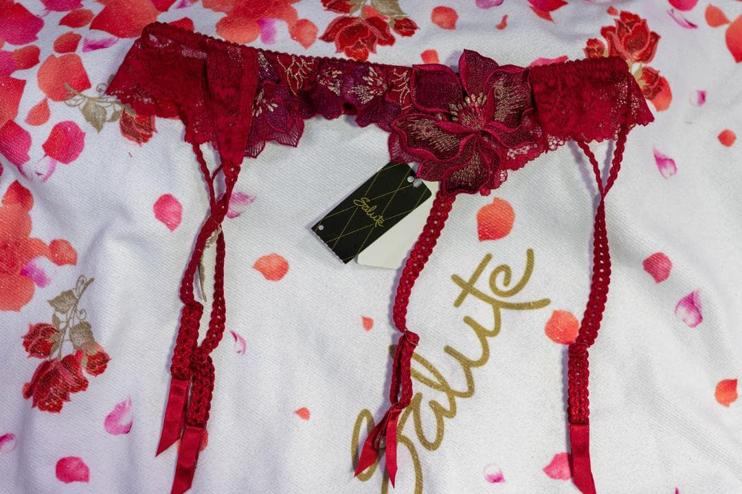 サルートガレ29グループF75ソングM、ガーターベルト店舗販売のみの商品