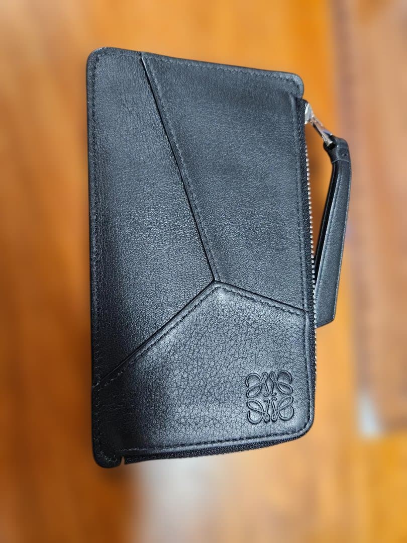 LOEWE黒いレザーケース LOEWE ブラック レザー ケース パズル バイフォールド カードケース