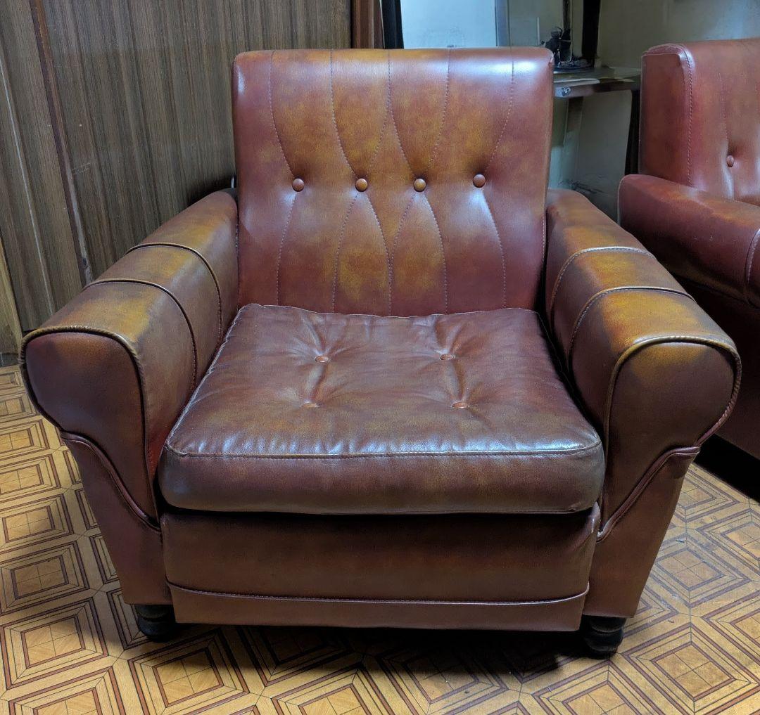 ヴィンテージ　１人掛け　ソファ　革張り【レア】10/4迄出品 ソファ 一人掛け 新生活 1人掛け おしゃれ お洒落 アンティーク レトロ