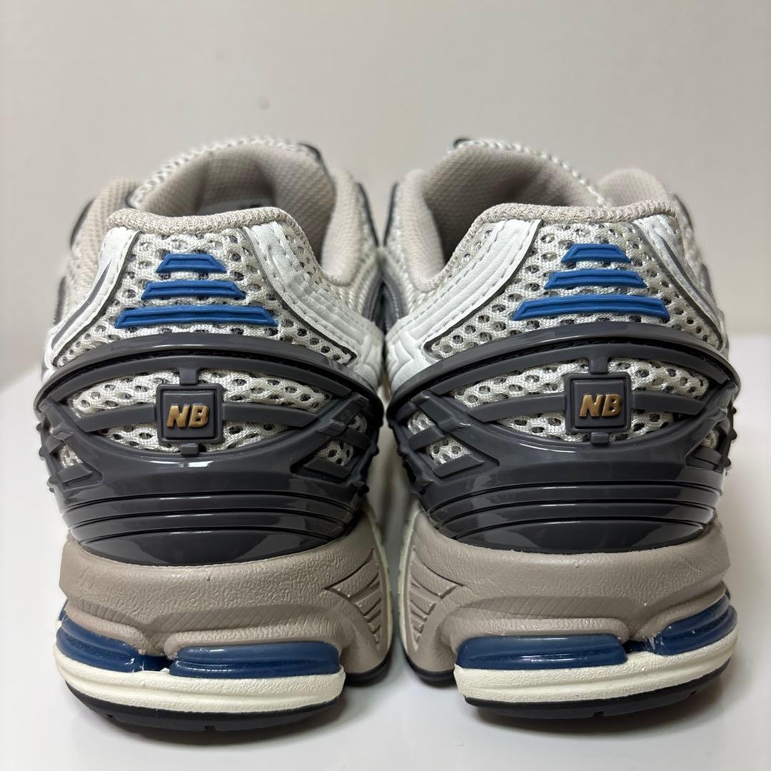 美品ニューバランス スニーカー U1906NA 24.5cm
