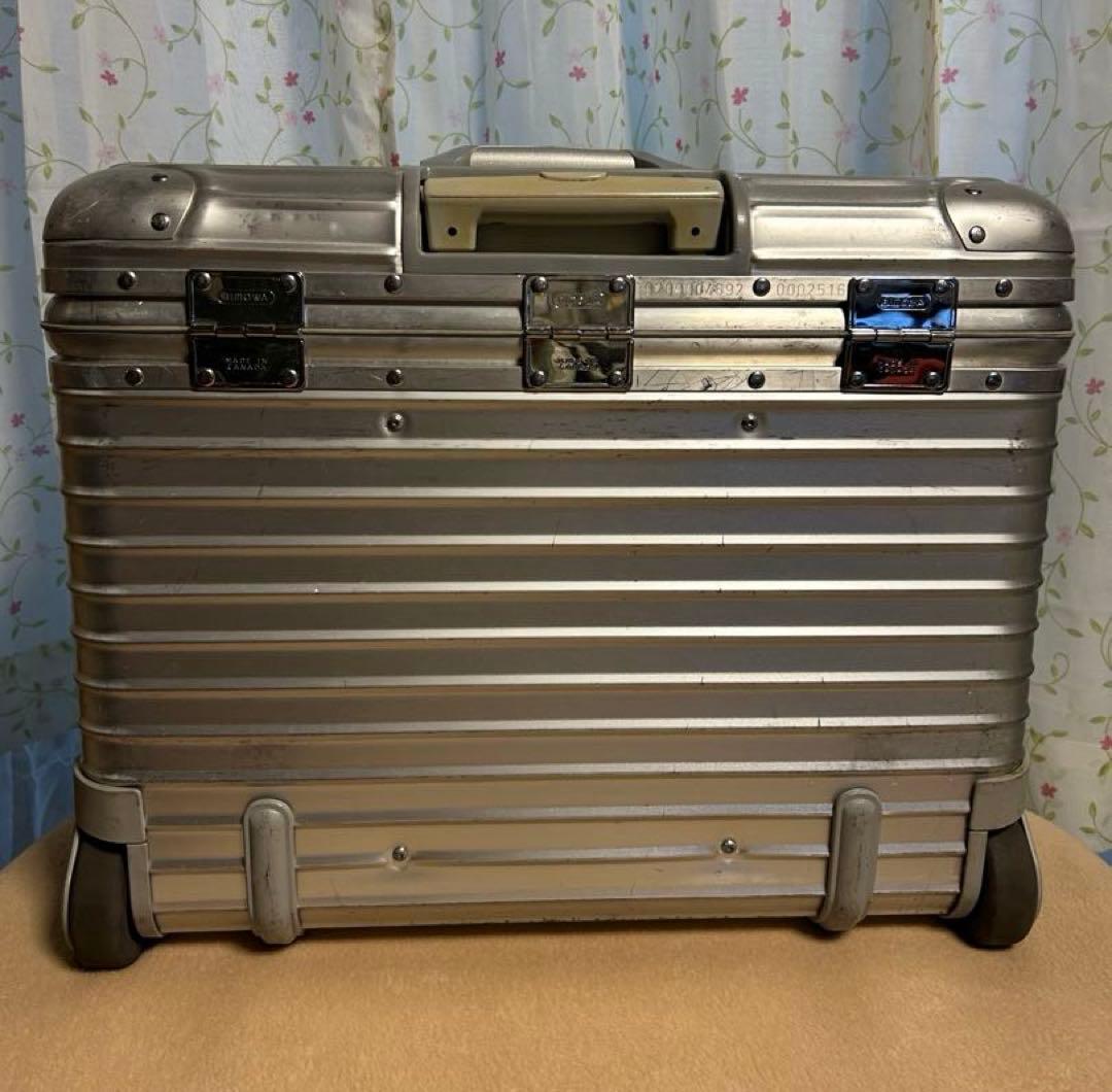 リモワ パイロット トロリー 2輪 カナダ製 - メルカリ