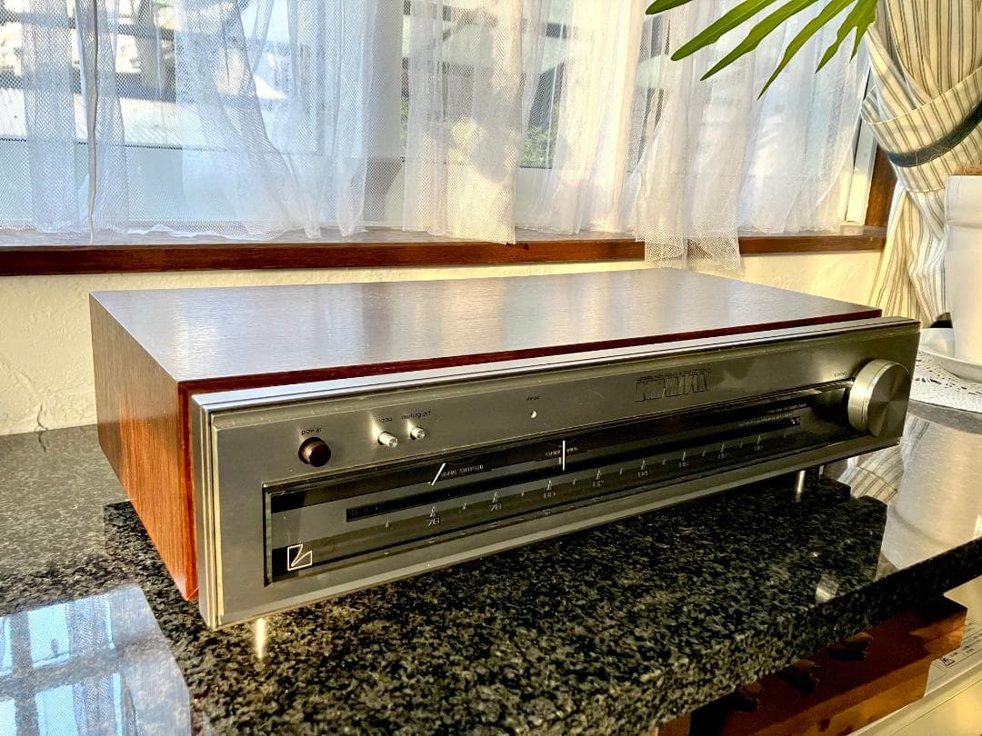 その他 LUXMAN FM Tuner T-110 LUXMAN T-110の仕様 ラックスマン