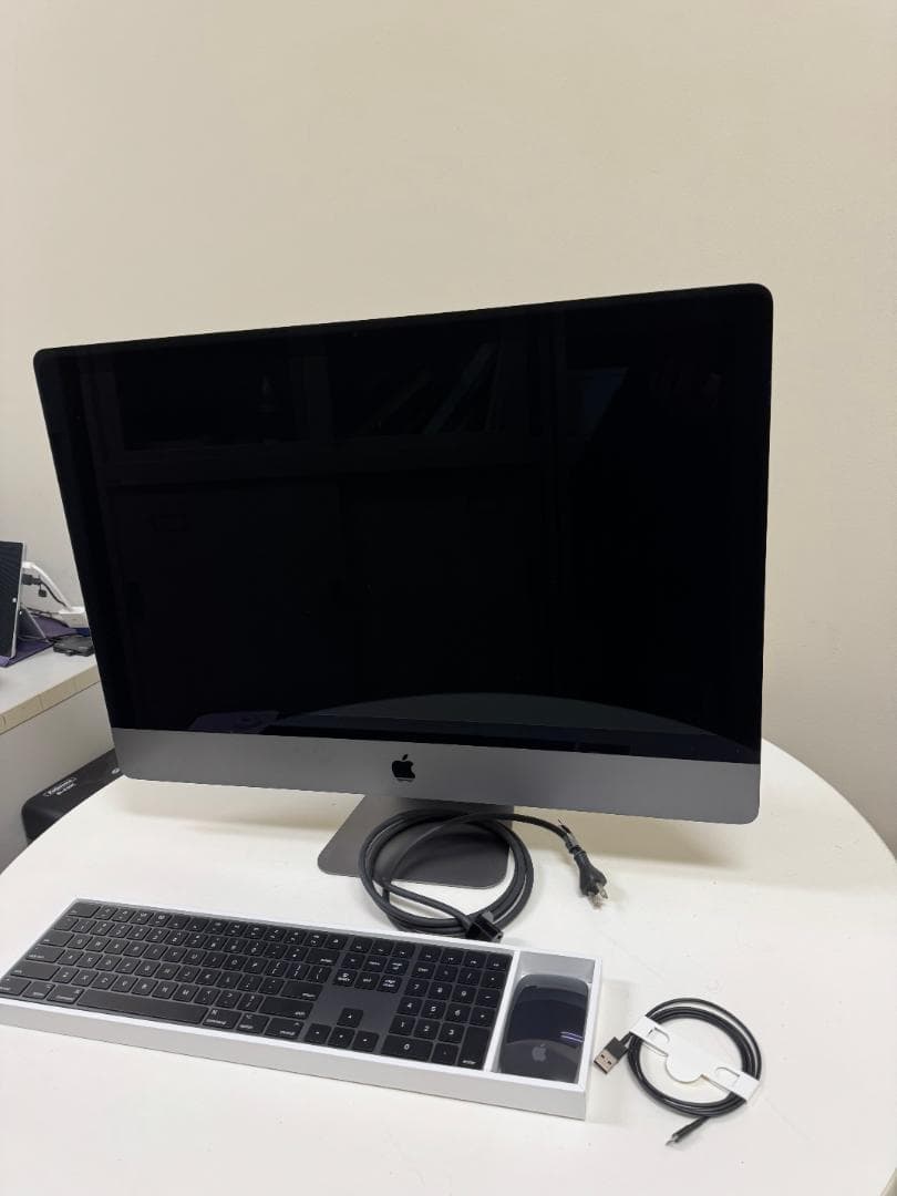 ヤ*ケ様 2021購入iMacPro 美品・箱あり Intel Xeon/Ret ヤ*ケ様 2021購入iMacPro 美品・箱あり Intel Xeon/Ret 2021購入