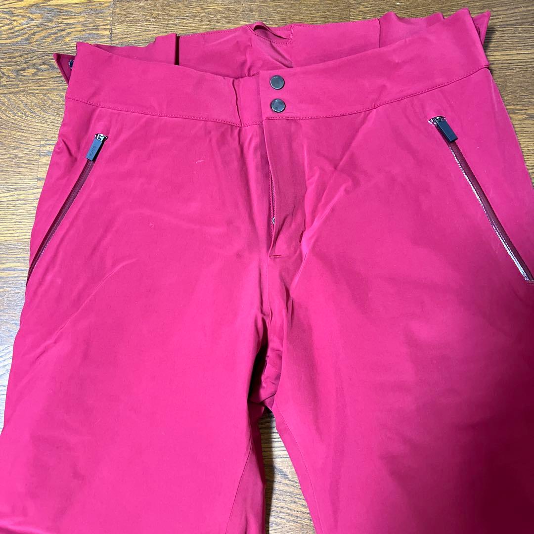 さゆ様専用【未使用】KJUS 赤 スキーパンツ（レディース）Sサイズ