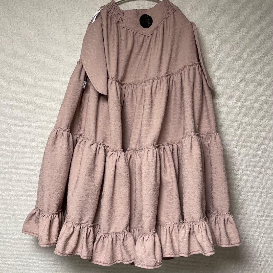 美品 madder madder すってんころりん座のスカート 星座 佐々木茜