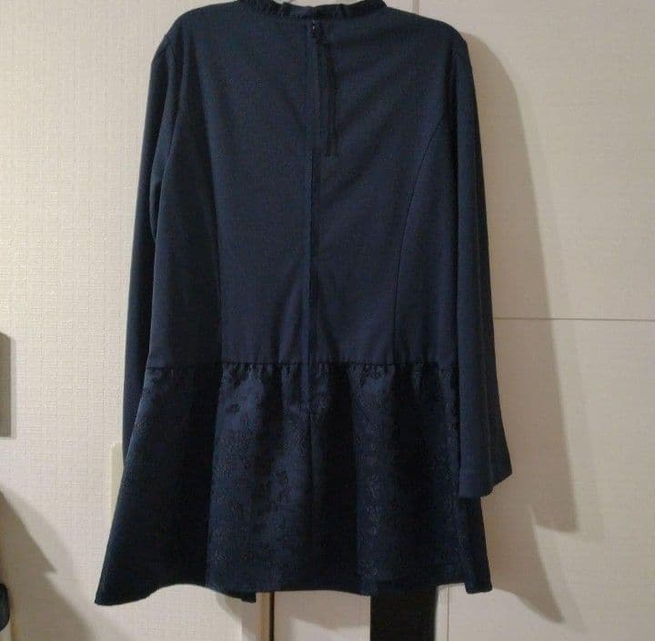 新品】スーパービューティージャガード織切替 ポンチ素材チュニック