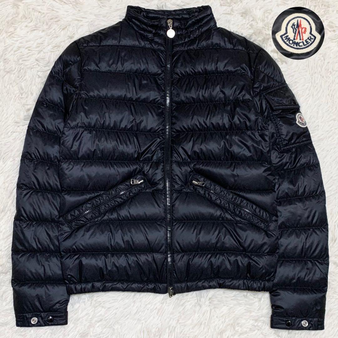 【未使用に近い】モンクレール ライトダウン AGAY ロゴワッペン ブラック0 未使用に近い】モンクレール ライトダウン AGAY ロゴワッペン ブラック0