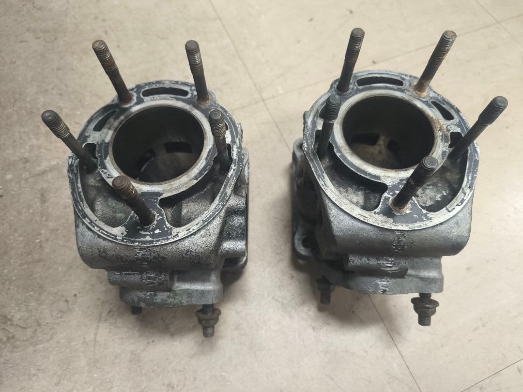 R1-Z シリンダーセット　1KT 3XC TZR250 ウェビックガレージセール | TZR250 1KT 右 シリンダー ピストン