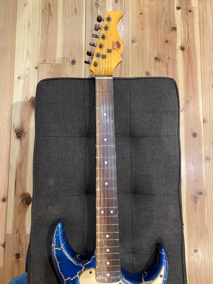 AXL ストラトタイプフレットレスギター 改造品