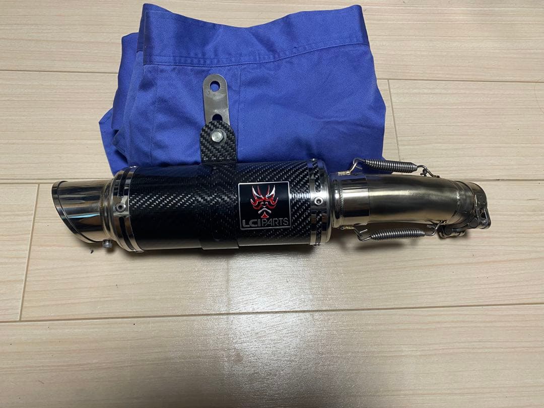 LCI PARTS ショートカーボンスリップオンマフラー　最終値下げ カワサキ NINJA H2SX / SE 2022-2025 (8BL-ZXT02P) LCIPARTS ツイン