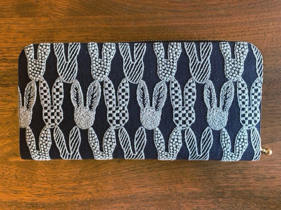 ミナペルホネン pomppia長財布【新品未使用✨】 - メルカリ