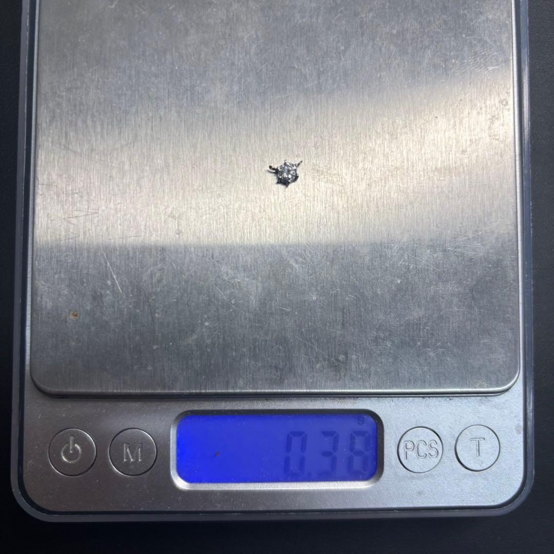 【天然ダイヤ】pt900 ネックレストップ 一粒ダイヤ0.18ct 0.38g