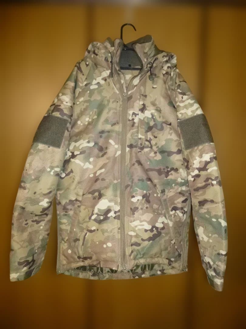 ロシア軍 VKPO3.0 防寒服 マルチカム サイズ44 - メルカリ