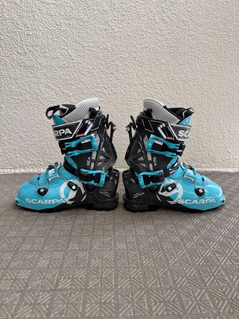 SCARPA GEA ゲア 23.5cm レディース BC対応 ブーツ