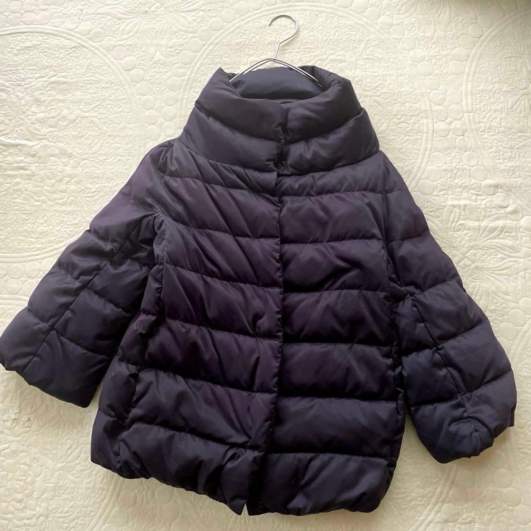 Theory スウェードタッチ ショートダウン スタンドボリュームカラー