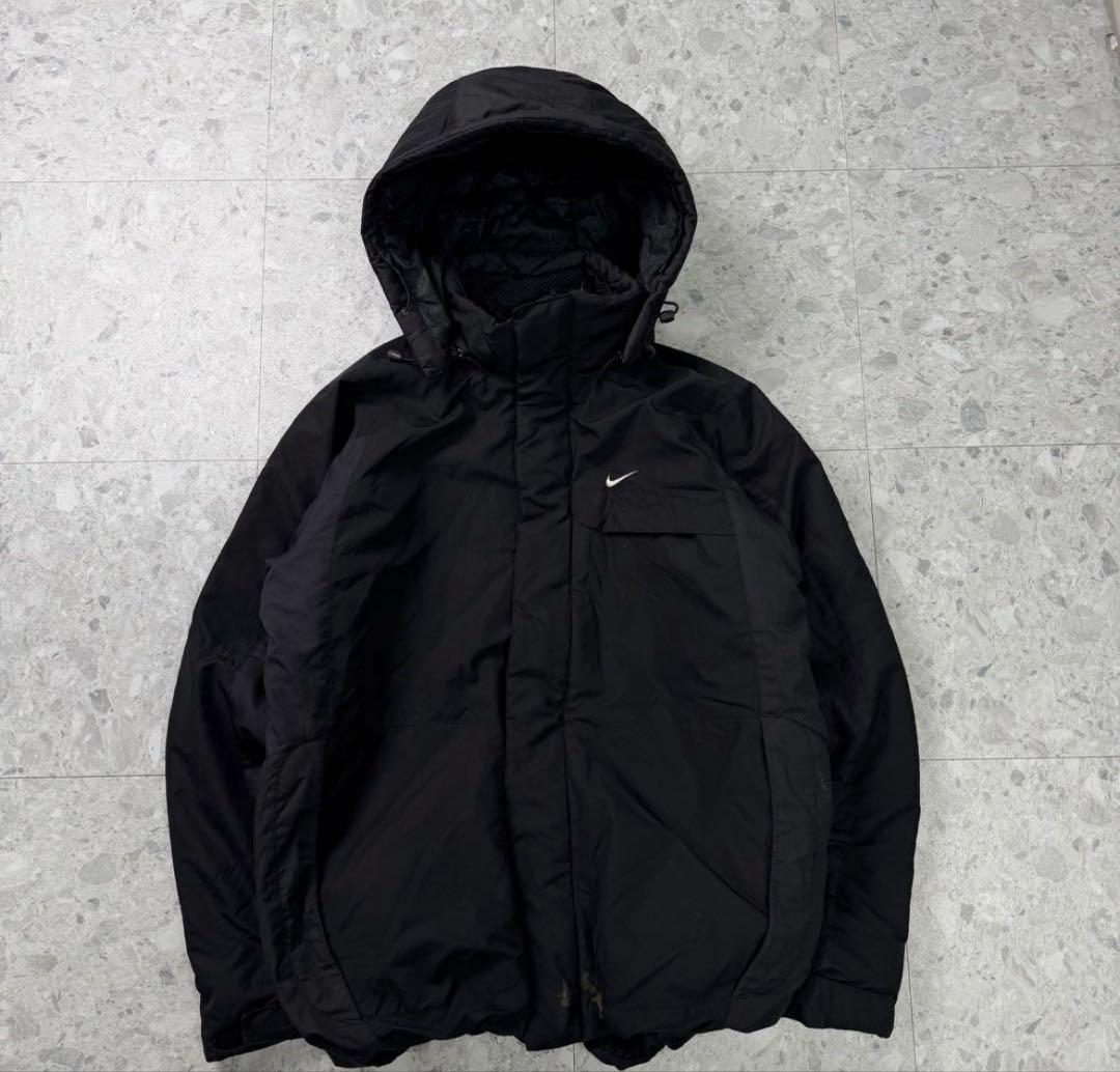 00s NIKE 中綿 フード付きナイロンジャケット テック系マウンテンパーカー 00s NIKE 中綿 フード付きナイロンジャケット テック系マウンテン