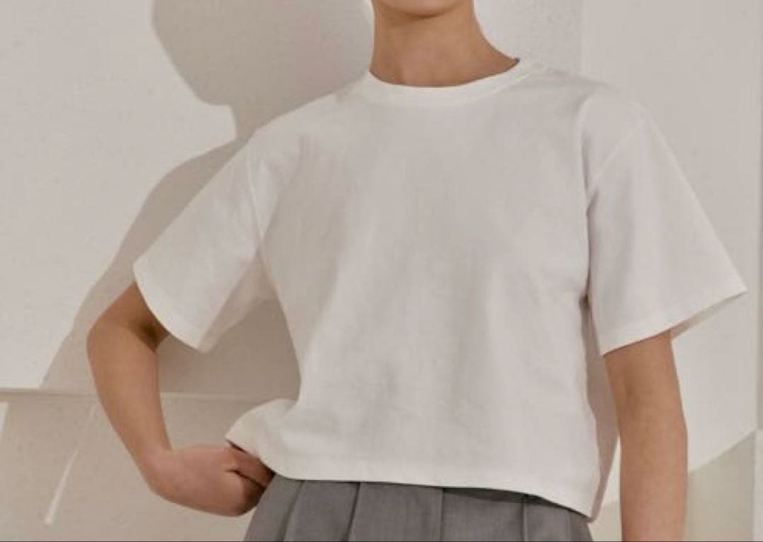 YONFA　ボクシークロップドティー　白 未使用 YONFA / 【PRE ORDER】ボクシークロップドシャツ (navy)