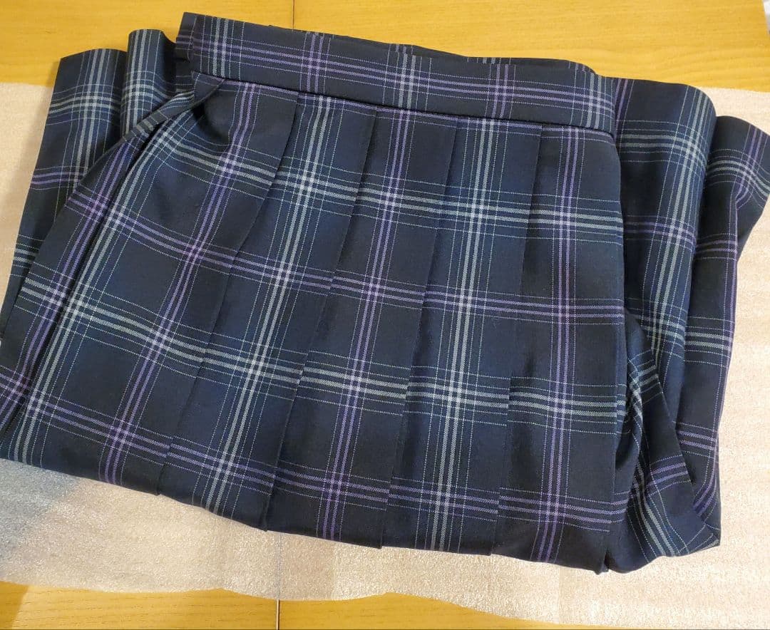 しぶーの様、専用…夏スカート。カーディガン しぶーの様、専用…夏スカート。カーディガン しぶーの様、専用…夏