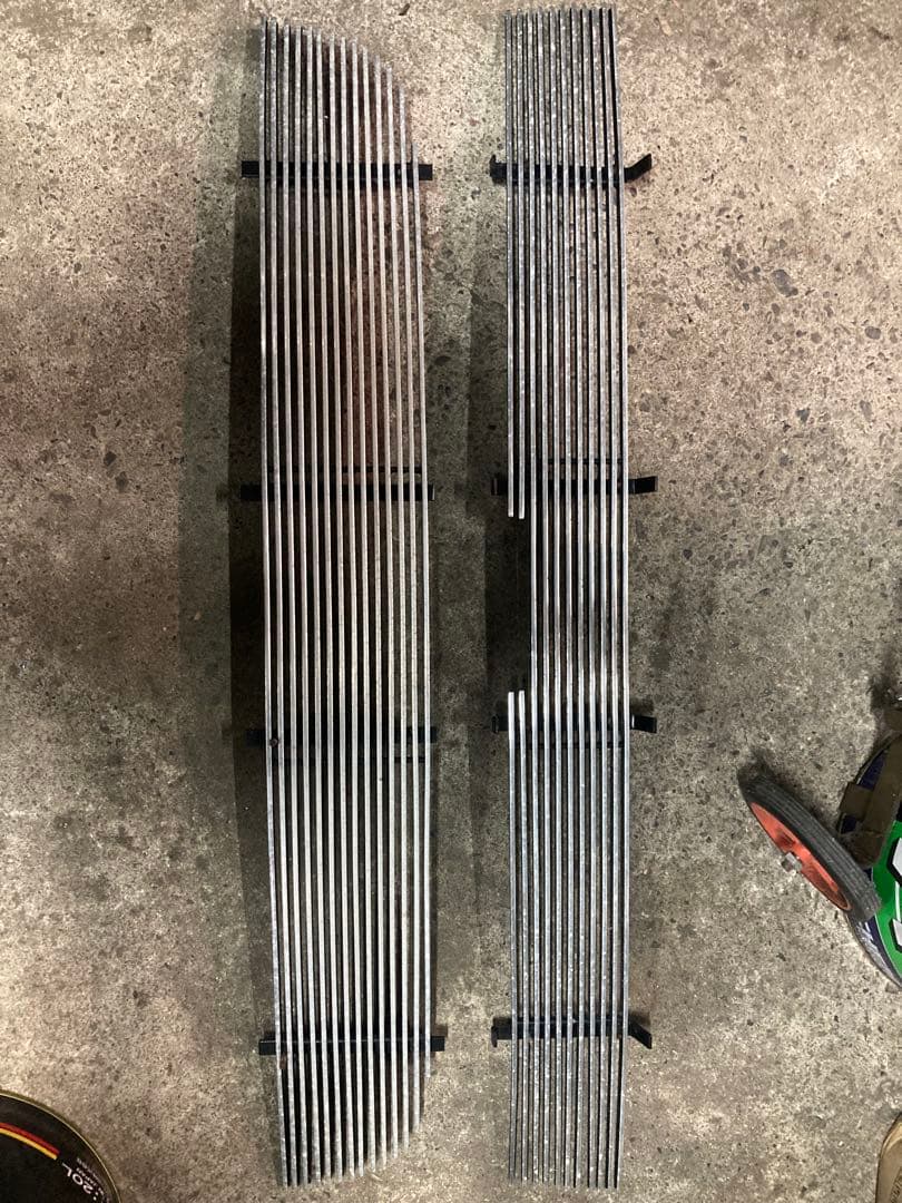 キ*ー様 03〜シボレーエクスプレス　社外ビレットグリル シボレー（CHEVROLET） 【入手困難/クローム】03-22y エクスプレス