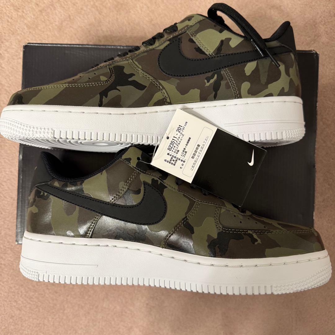 Nike Air Force 1 '07 LV8 カモ オリーブ 27.5