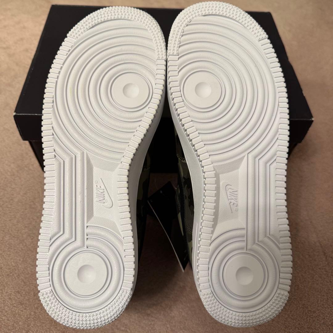 Nike Air Force 1 '07 LV8 カモ オリーブ 27.5