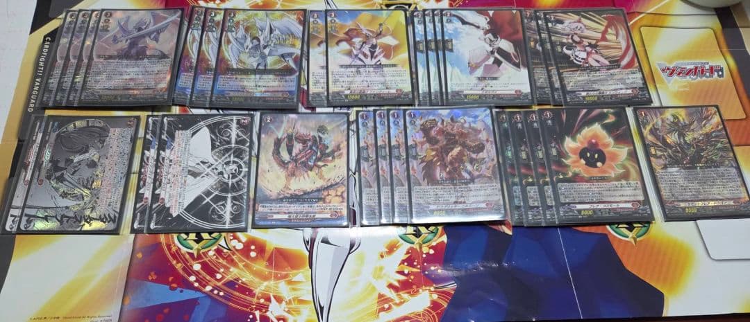 カードファイト!! ヴァンガード ヴァージルアデッキ「トリガー付き」 ヴァンガード ヴァージルア デッキ 54枚 - メルカリ