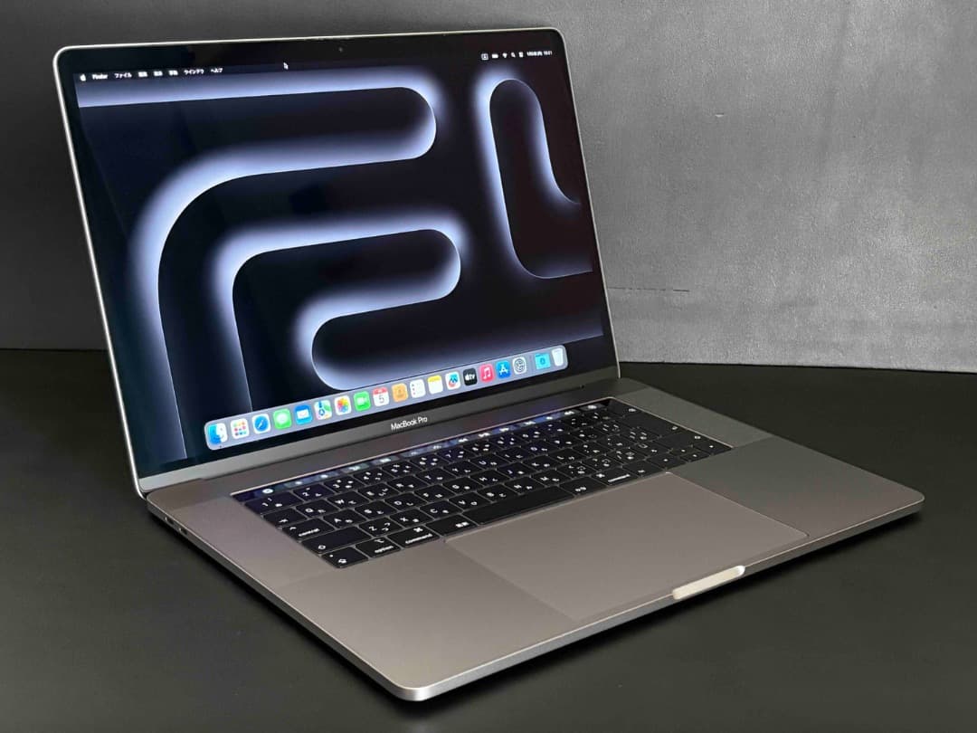 MacBook Pro 15㌅ Core i7 6Core・32GB・512GB Apple MacBook Pro 15